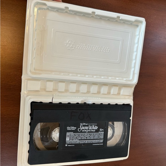 Disneys Masterpiece Collection Vintage VHS Tapes Qty 5 total as Shown in photo - Picture 7 of 16